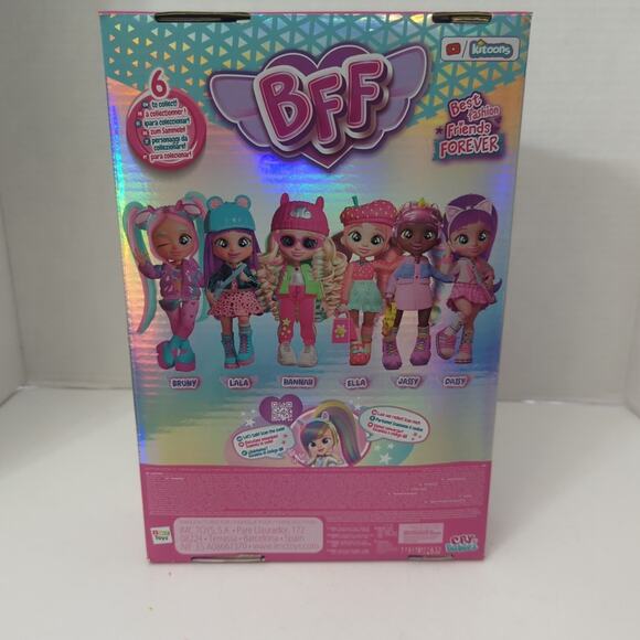 2023 Kitoons Hannah Cry Babies Series 2 BFF 8" Fashion Doll & Accessories New - Picture 5 of 8